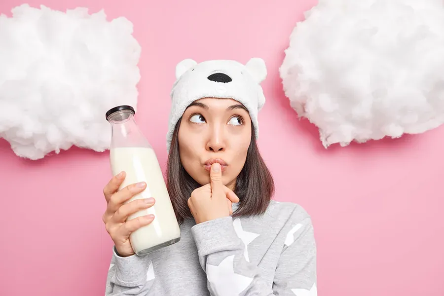Lactose Intolerance: Symptoms, Causes and Dietary Alternatives