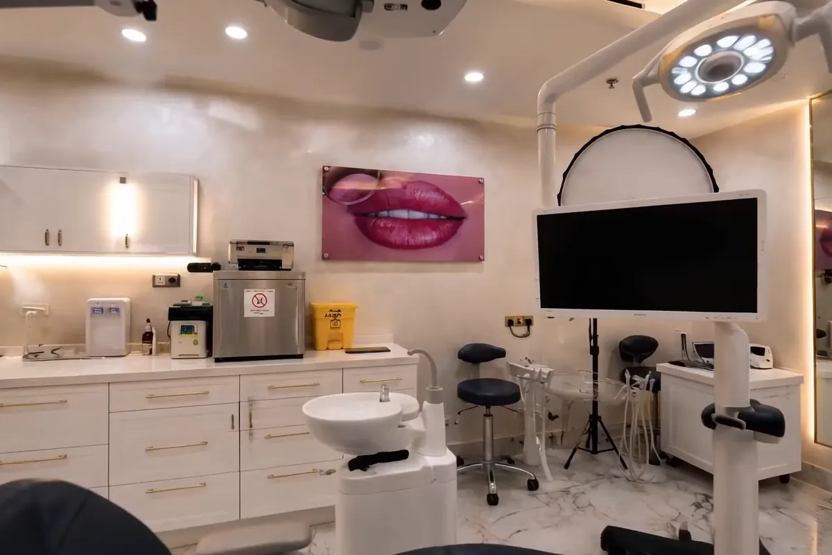 مجمع المحمود بريميوم الطبي clinic gallery in Doha Qatar