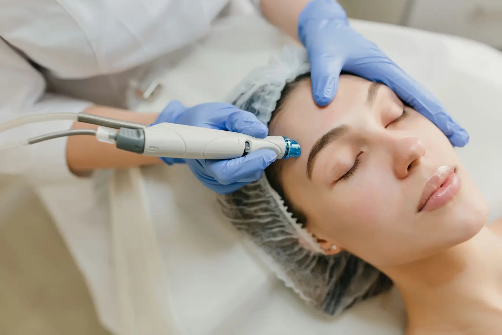 Dermatology & Cosmetology Dermatology & Cosmetology service at Almahmoud Medical Group in Qatar