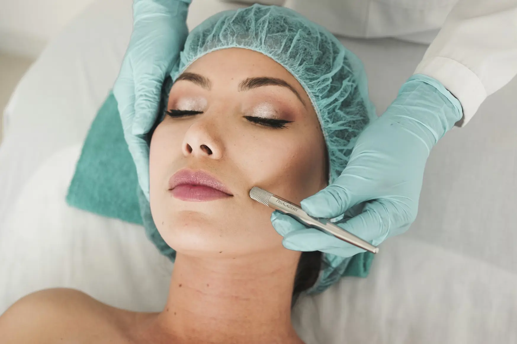 Laser & Hydrafacial Laser & Hydrafacial service at Almahmoud Medical Group in Qatar