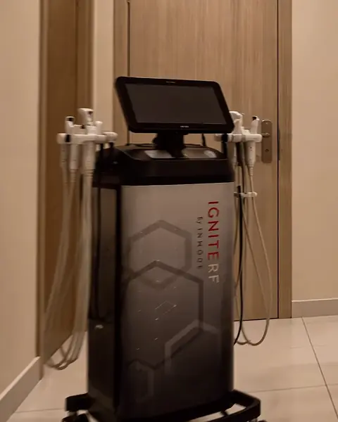جهاز مورفيوس إجنايت imagery, dermatology-linked technology visuals at Almahmoud Medical Group in Qatar (1)