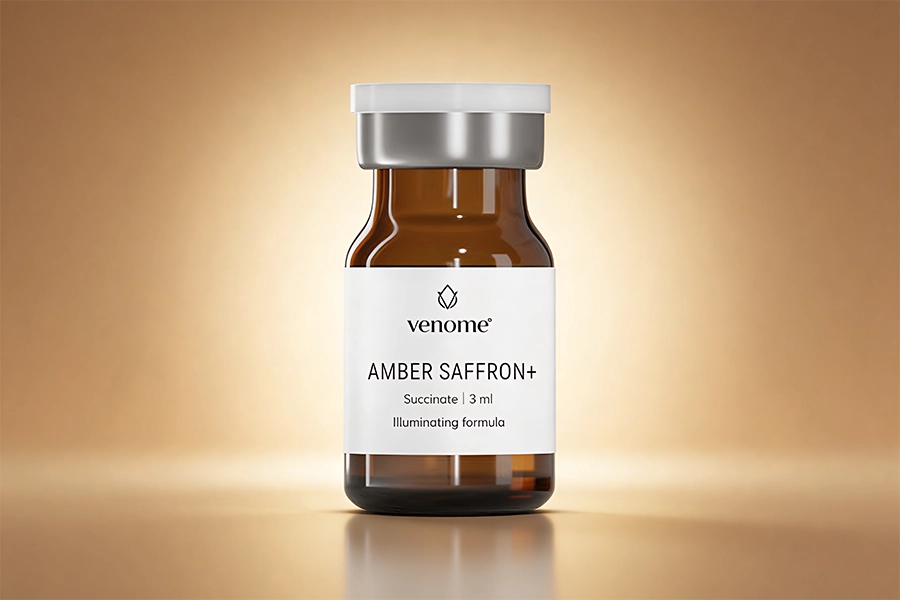 إبرة العنبر والزعفران Venome Amber Saffron+ بتركيبة حمض السكينيك وحمض الهيالورونيك لتعزيز إشراقة البشرة